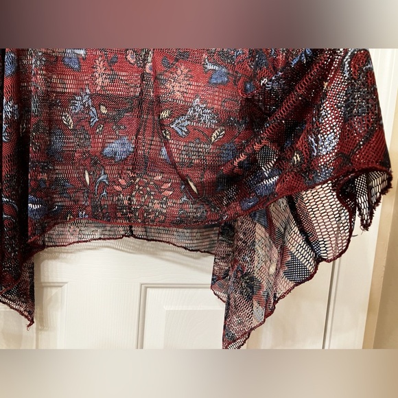 BNWT Dor Dor Couture Multi Floral Mesh Boho Pullover Flared Sleeve Top Sz MED - Picture 4 of 8